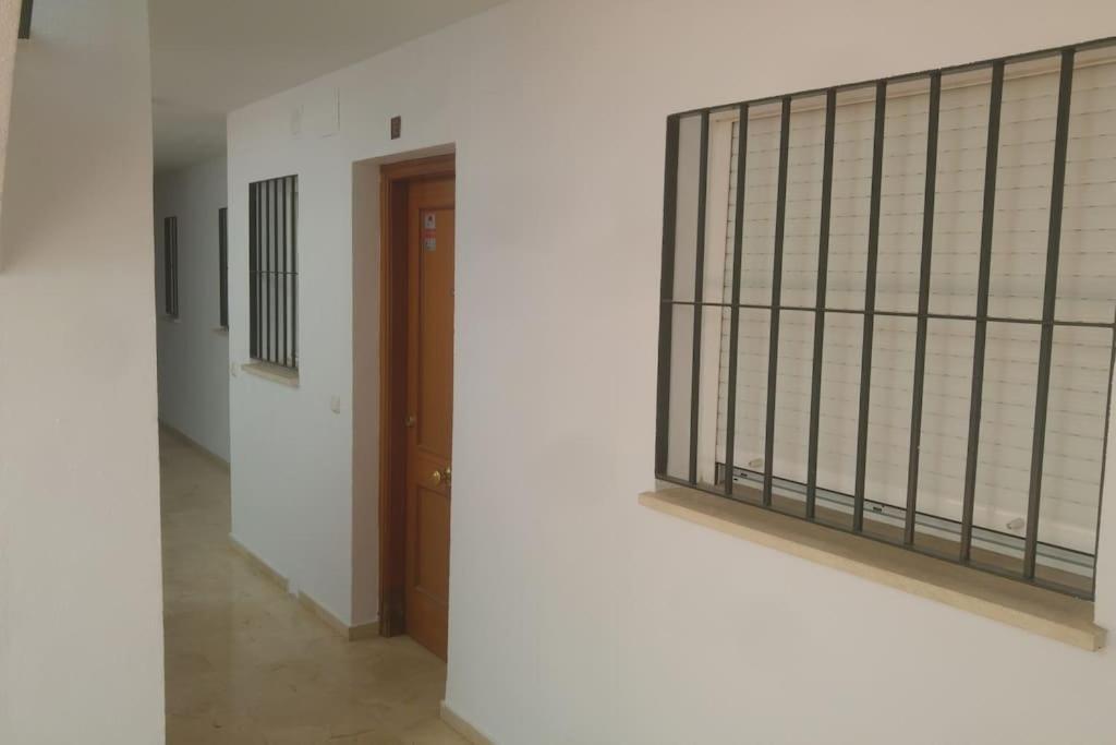 Apartamento con parking gratis en el centro de Malaga Apartamento Exterior foto