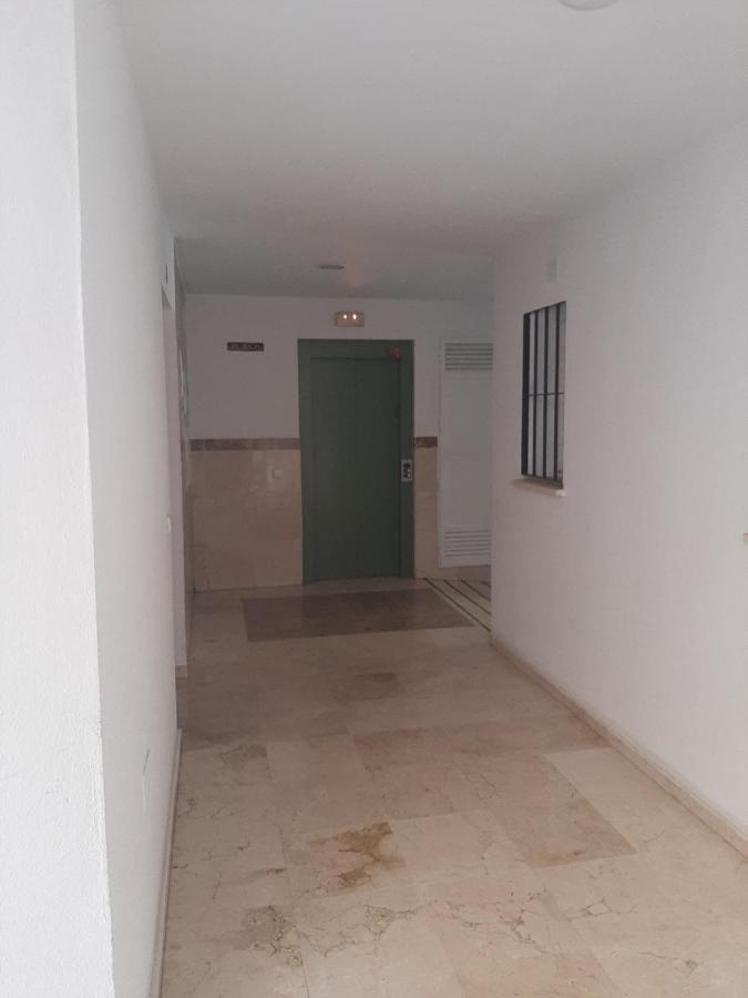Apartamento con parking gratis en el centro de Malaga Apartamento Exterior foto