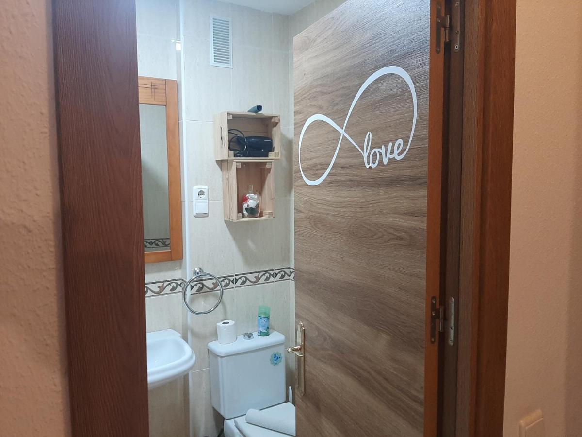 Apartamento con parking gratis en el centro de Malaga Apartamento Exterior foto