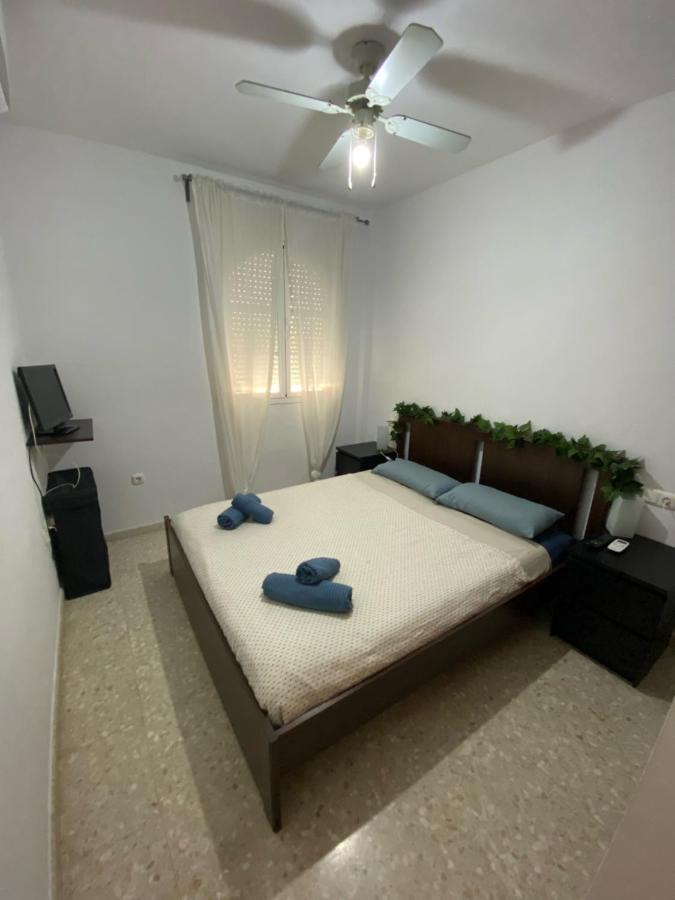 Apartamento con parking gratis en el centro de Malaga Apartamento Exterior foto